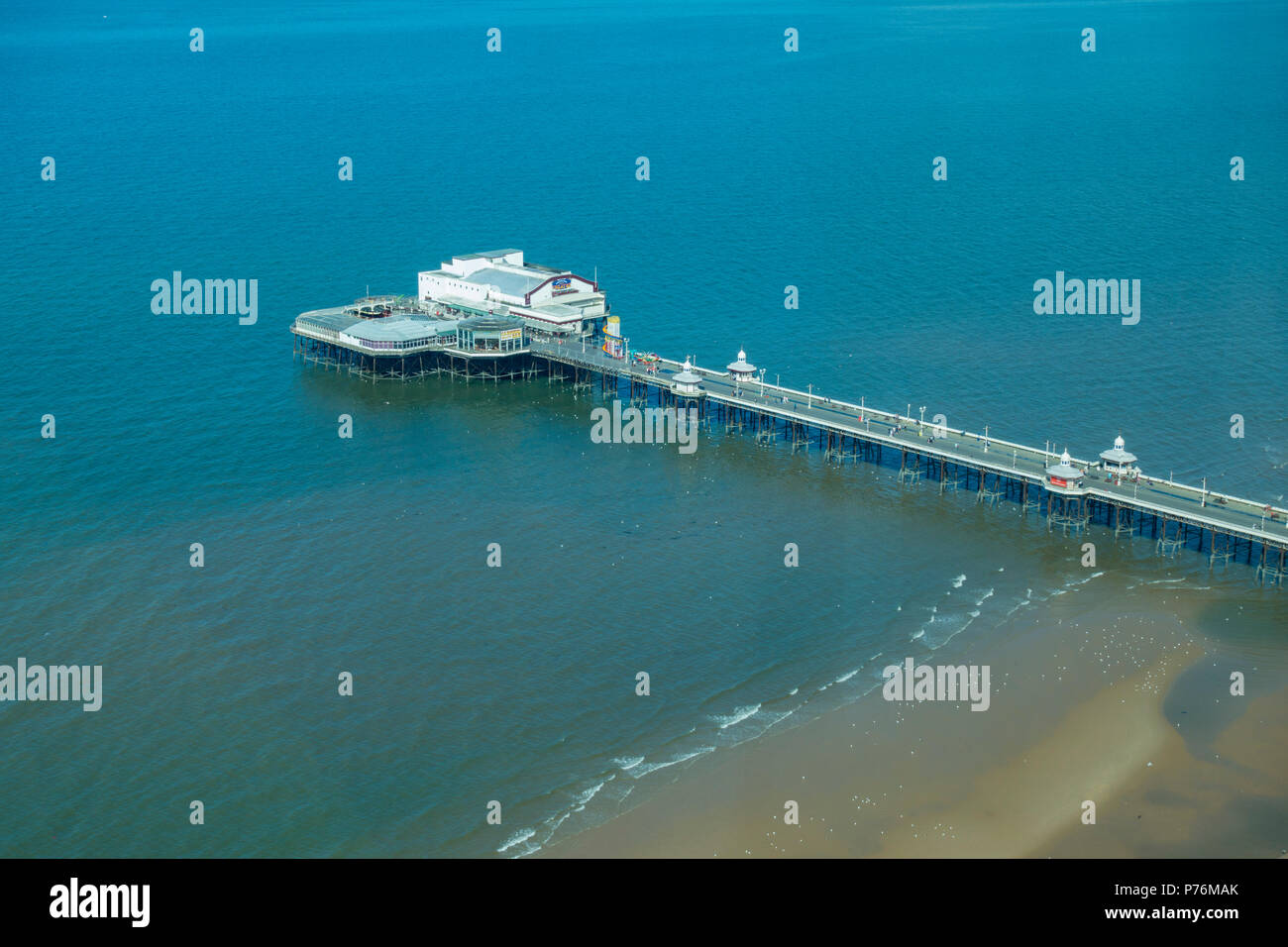 Blackpool North Pier von oben am Blackpool Tower Stockfoto