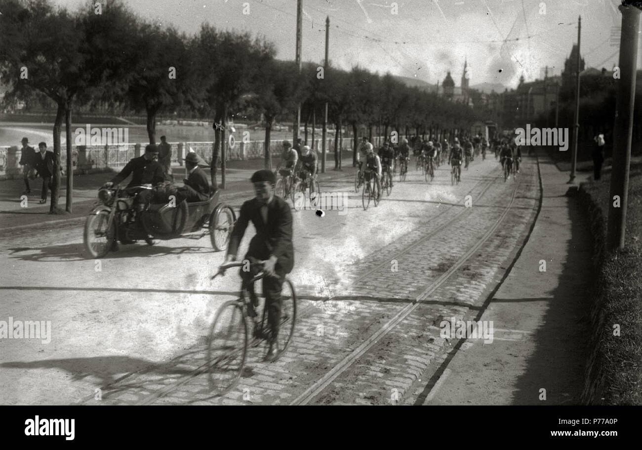 14 Carrera ciclista por las Calles de San Sebastián (1 de 3) - Fondo Car-Kutxa Fototeka Stockfoto