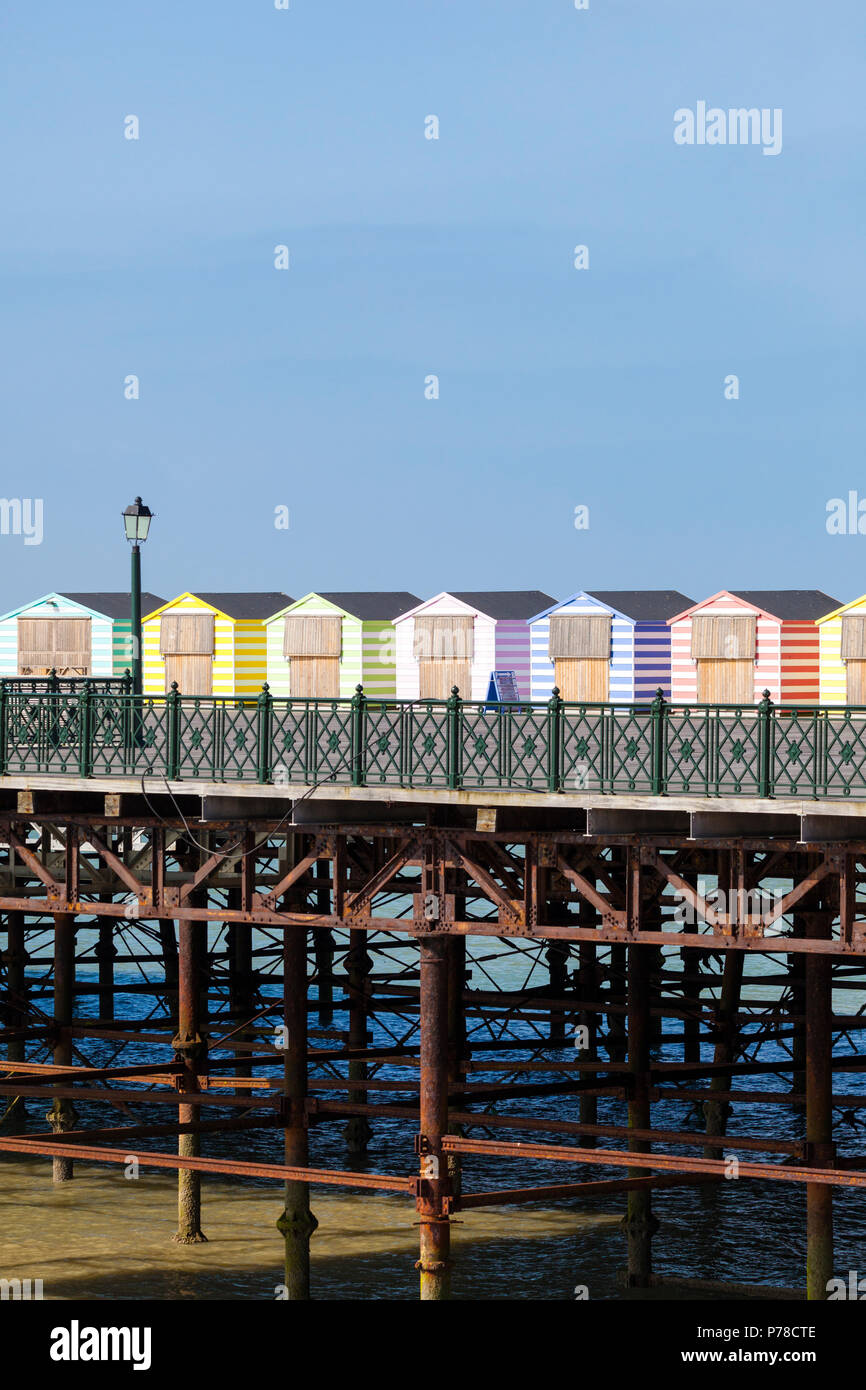 Hastings Pier, Sommer, Tag, 2018, East Sussex, Großbritannien Stockfoto