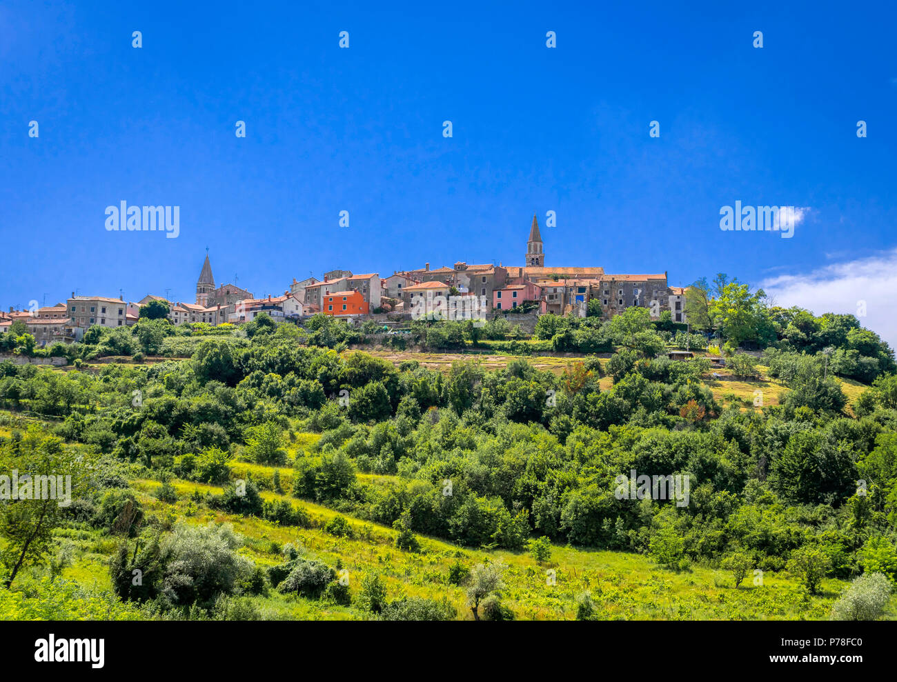 Blick auf Medulin in der Mirna Tal, Istrien, Kroatien, Europa Stockfoto