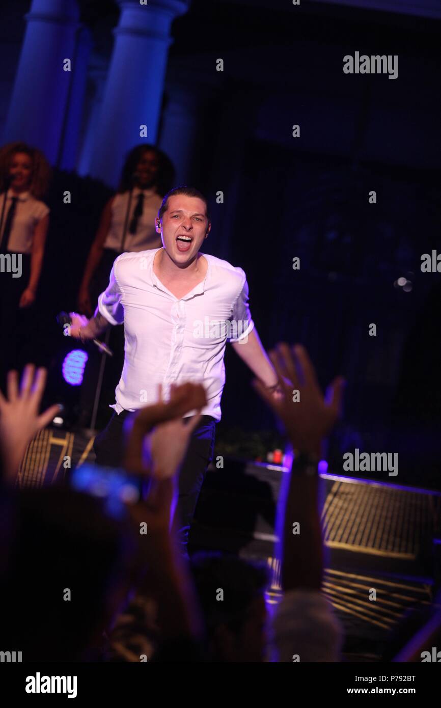 John Newman Festival jardins de Pedtralbes, Barcelona. Stockfoto