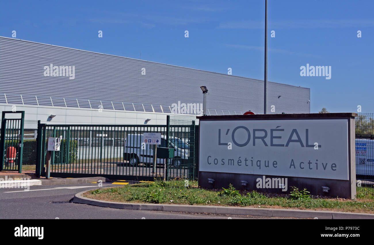 L'Oreal Cosmétique active Fabrik, Industriegebiet von Vichy Rhue, Creuzier le Vieux, Allier, Auvergne, Massif-Central, Frankreich Stockfoto