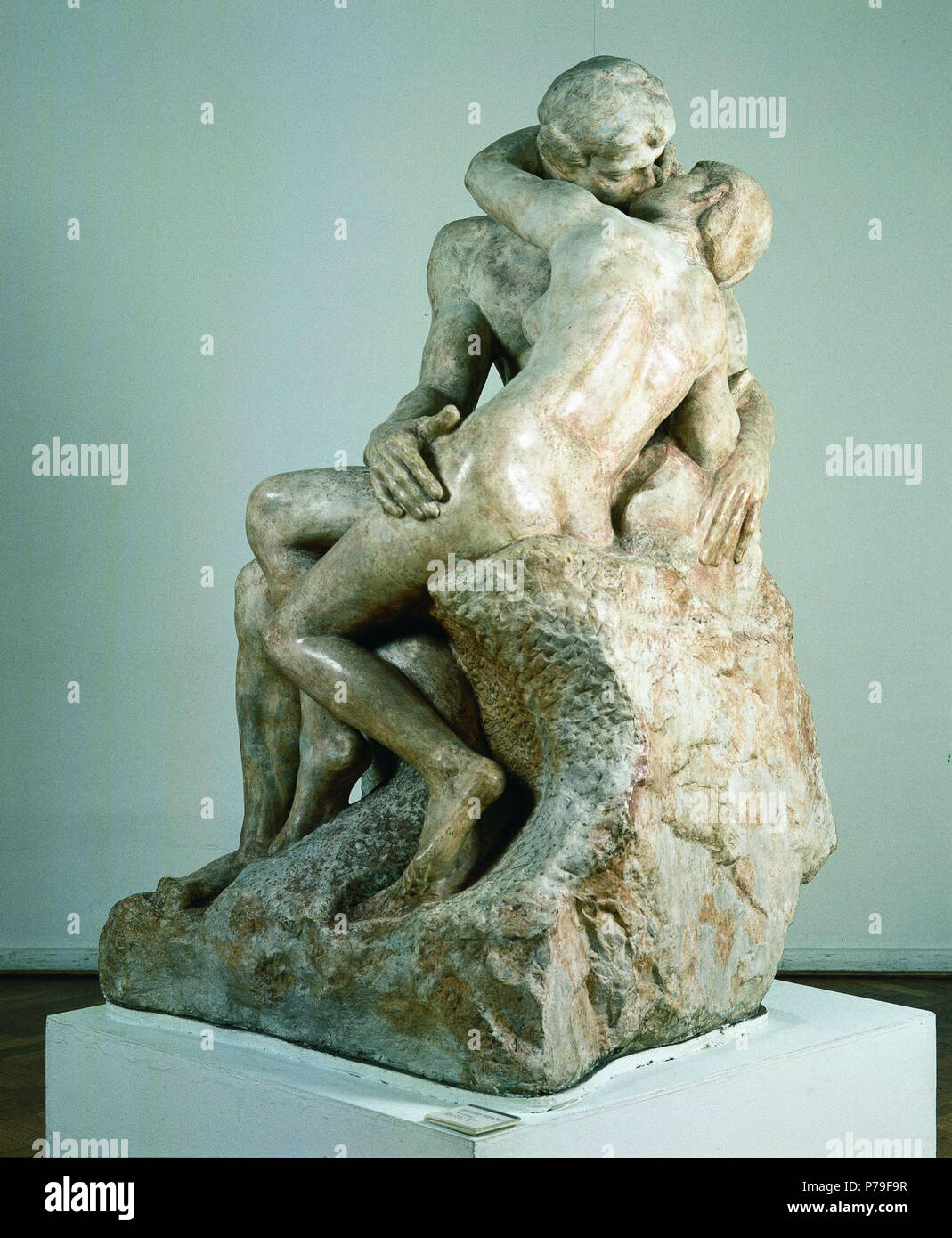 Español: Auguste Rodin, Le baiser (El Beso). Siglo XIX. 182 x 113 x 112 cm, modelado y vaciado Jao. Inv. 3659. 13 Juni 2015 11 Le Baiser - Auguste Rodin Stockfoto