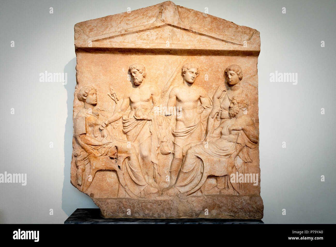 Grab Stele (Denkmal), Thespian Marmor, gefunden in der Nähe von Theben, Böotien, Griechenland, möglich Boeotian Ursprünge, Funerary Grabstein, Ende 5.Jh. v. Chr.. Stockfoto