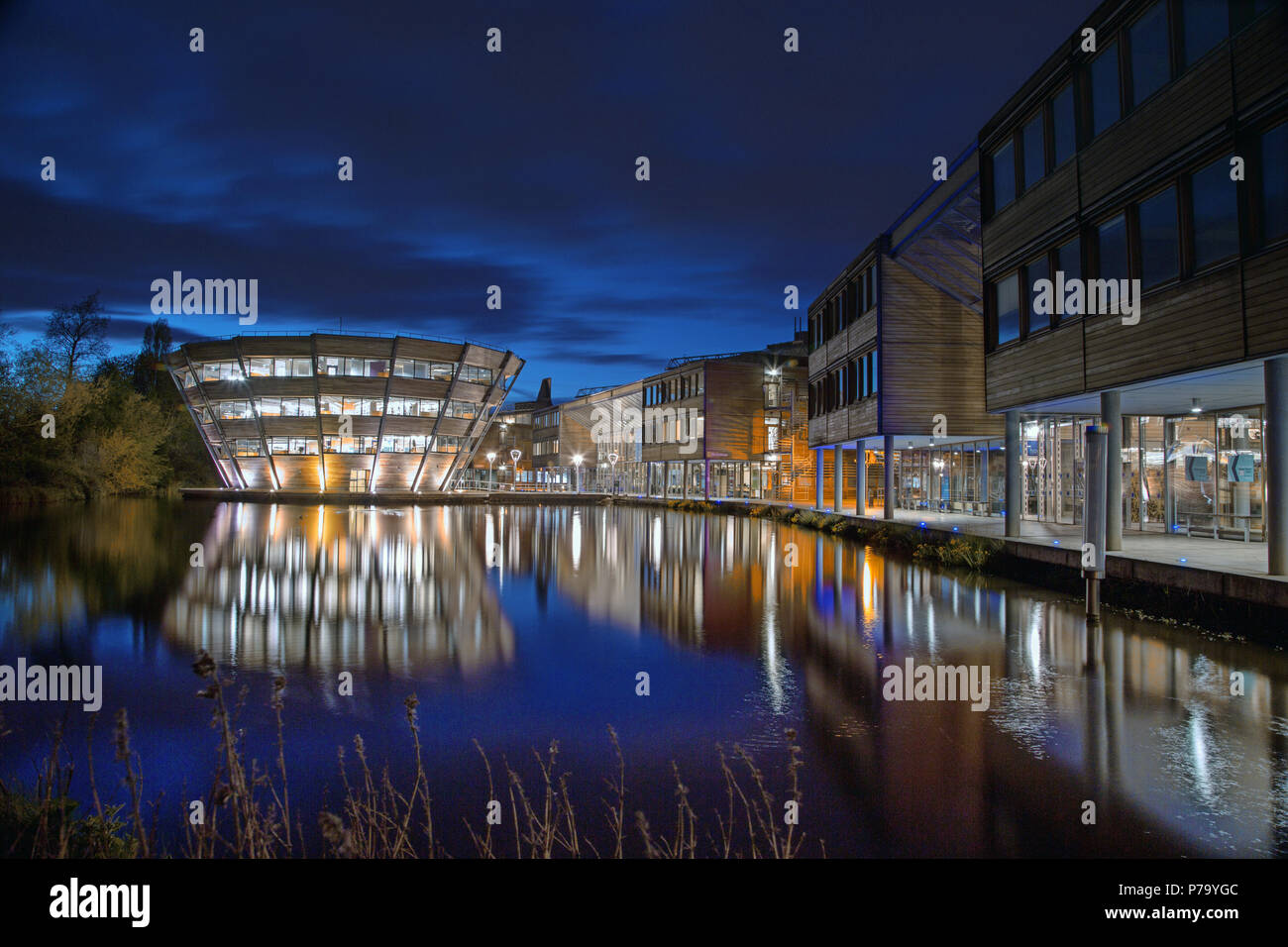 Sir Harry und Lady Djanogly Learning Resource Center Library auf der Jubilee Campus der Universität Nottingham, England, UK, EU, Europa Stockfoto