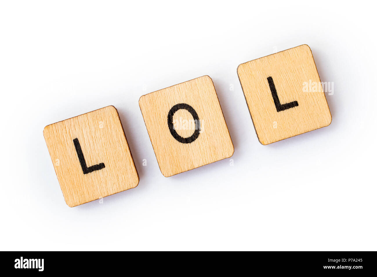 Die Abkürzung LOL - laut Lachen, Dinkel mit hölzernen Buchstabensteine. Stockfoto