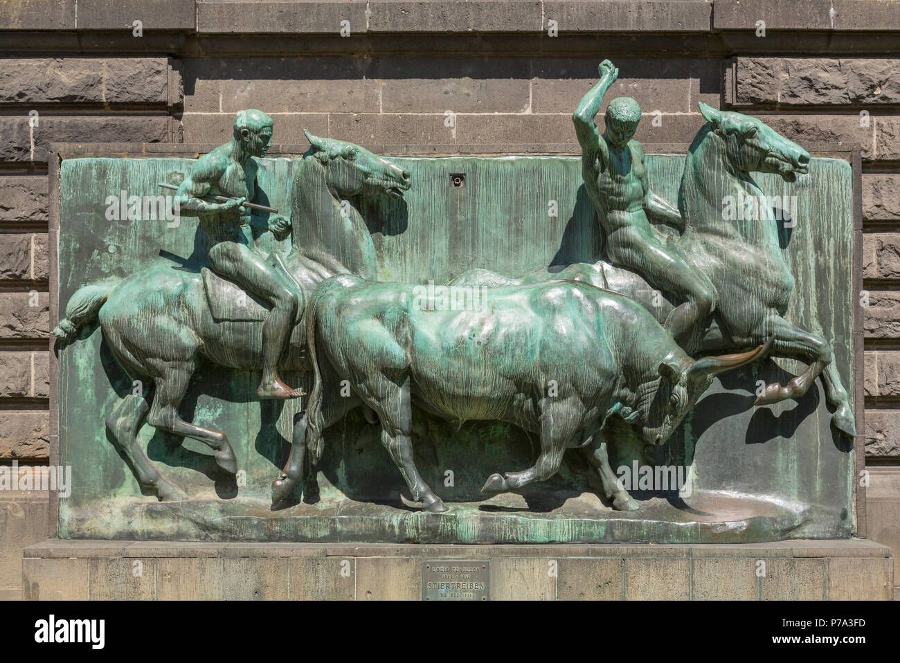 Louis tuaillon Fotos und Bildmaterial in hoher Auflösung Alamy
