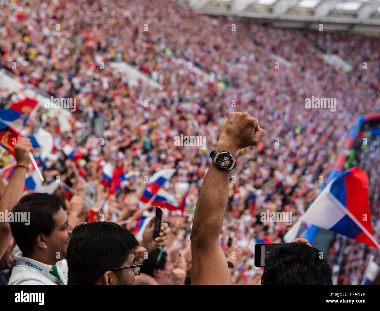 Moskau, Russland - Juli 01, 2018: FIFA WM 2018, Fußball Fans beim Spiel Russia-Spain in Runde 16. Stockfoto