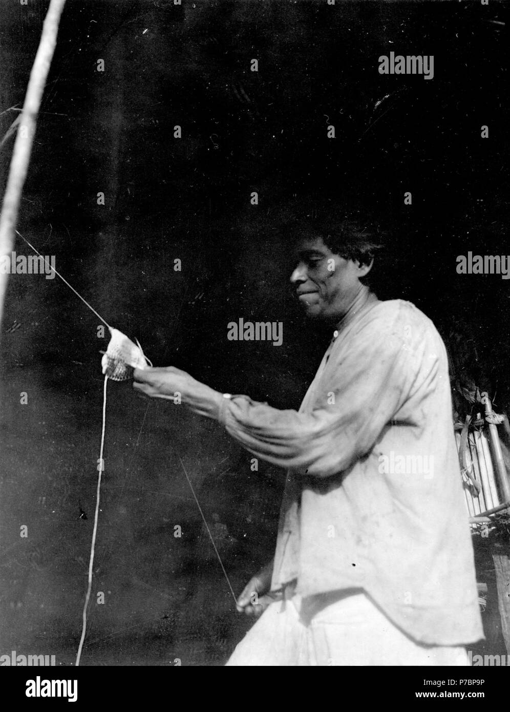 143 Indischen knyter en väska. Veraguas. Panama - SMVK - 004266 Stockfoto