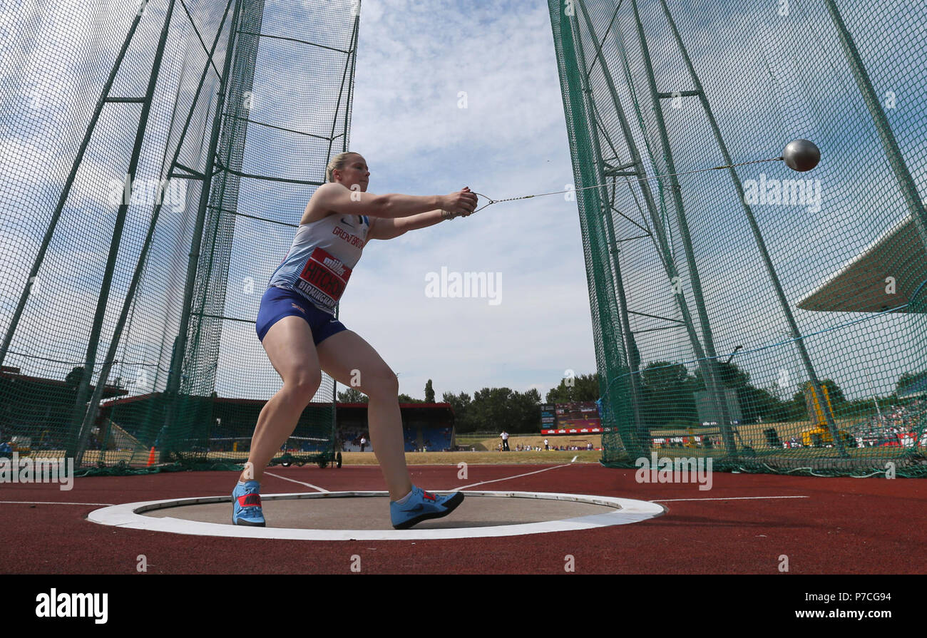 Großbritanniens Sophie HItchon konkurriert in Hammer der Frauen während der Letzten Tag Zwei der Muller britischen Leichtathletik EM Throw an Alexander Stadium, Birmingham. Stockfoto