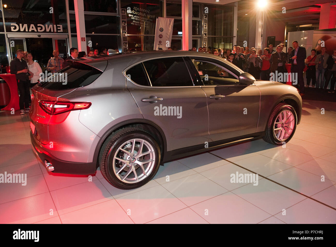 Neues Auto, Alfa Romeo Stelvio, SUV, italienischen Autos Stockfoto