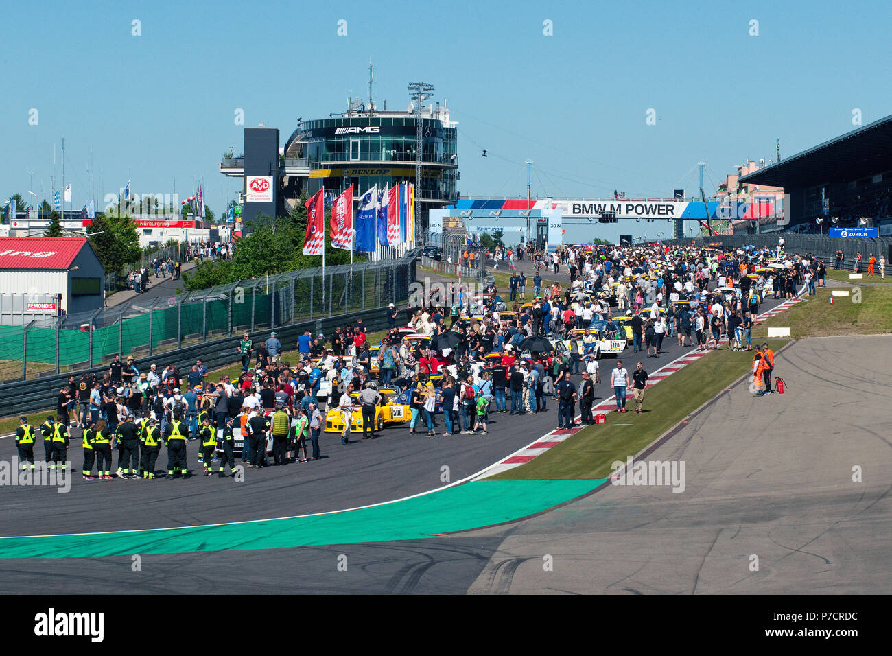 Nürburgring 24h Classic, Start, Aufstellung, Pole Position, BMW M1, Porsche 935, Motorsport, Eifel, Rheinland-Pfalz, Deutschland, Europa Stockfoto