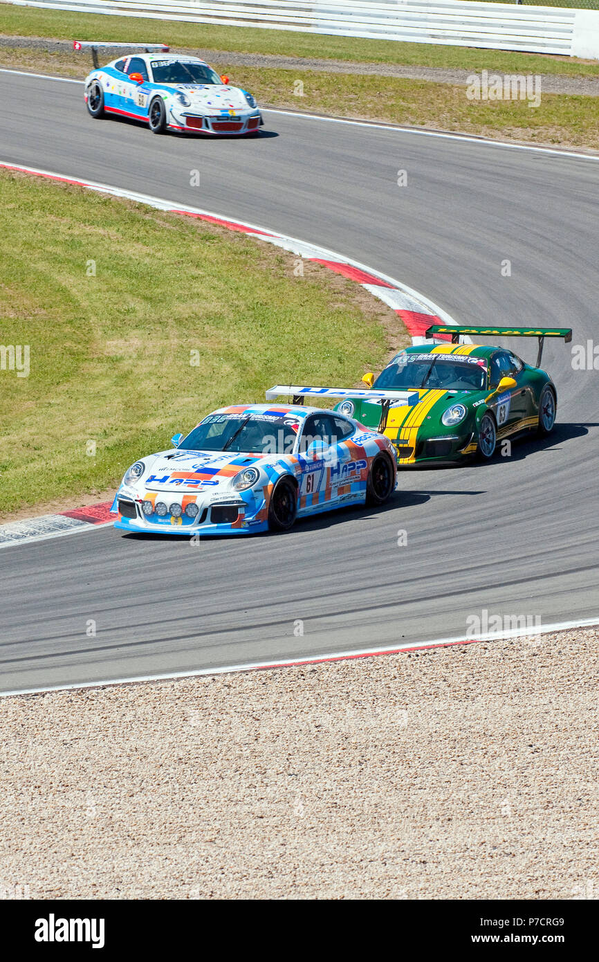 Porsche 911 GT3 Cup, Nürburgring, 24h Nürburgring, Motorsport, curbes, racing, Top Gear, hohe Geschwindigkeit, Eifel, Rheinland-Pfalz, Deutschland, Europa Stockfoto