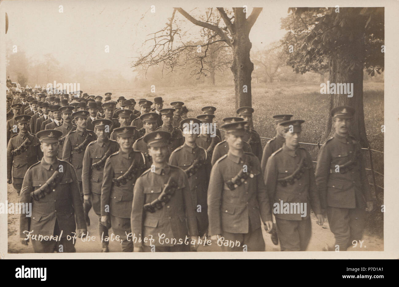 Vintage Foto von der Beerdigung des späten Bristol Polizeichef James Cann bei Canford Friedhof Stockfoto