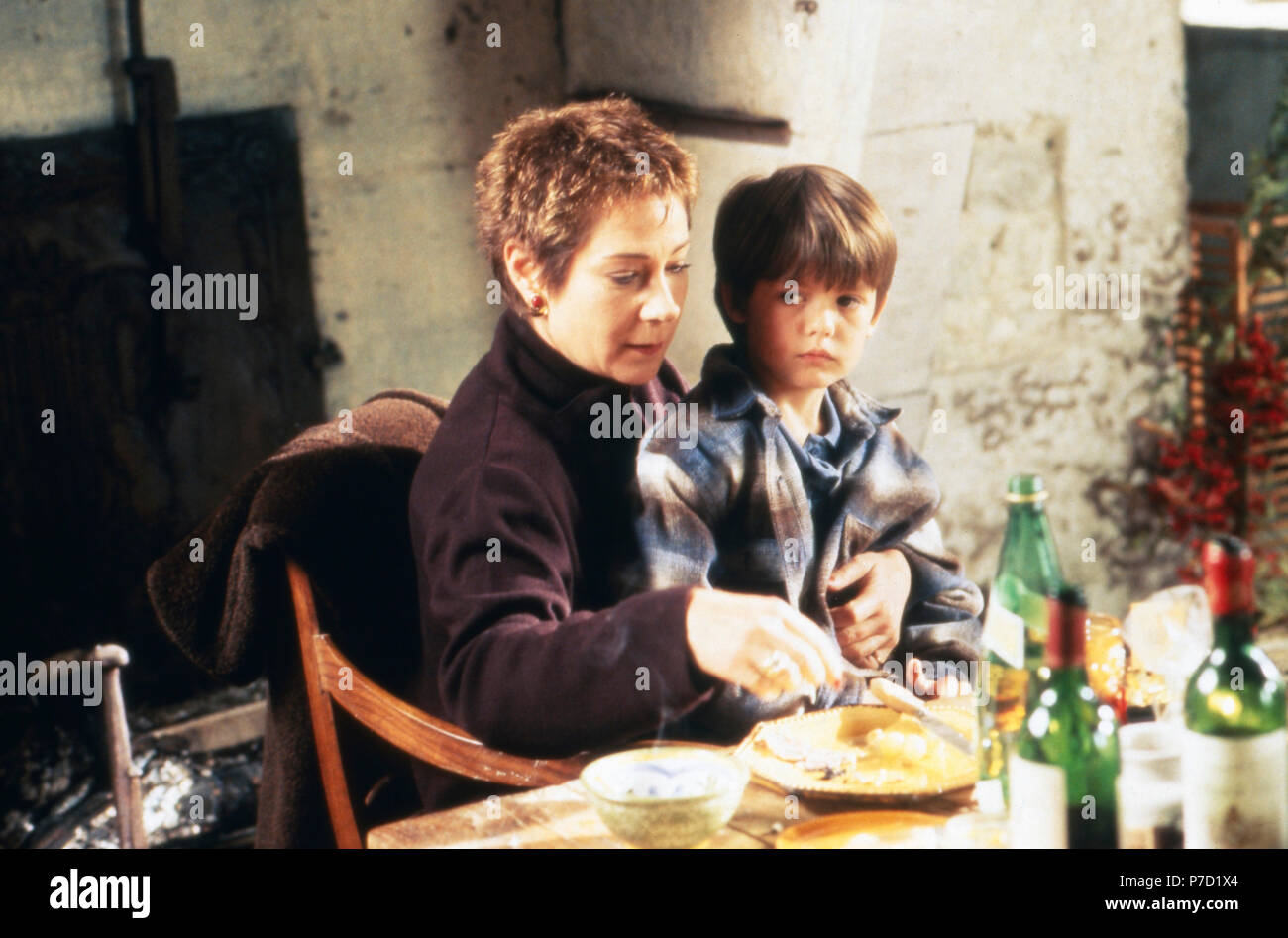 Eine englische Ehefrau aka. Die englische Frau, TV-Film Deutschland 1995, Regie: Simon Shore Darsteller: Zoe Wanamaker als Madame Grimeau und Jamie O'Brien wie Bertrand Stockfoto