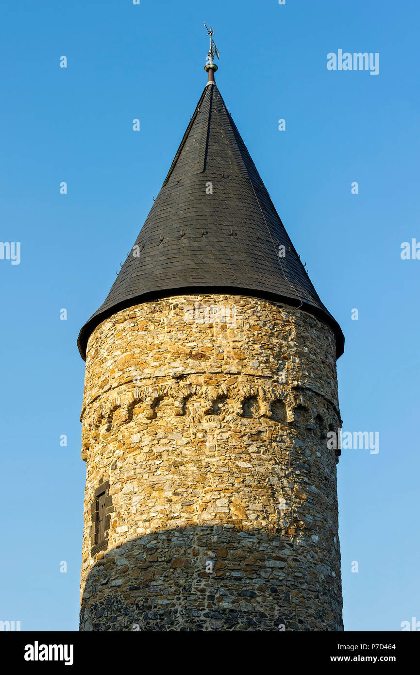 Romanische Rathausturm, Altstadt, Bad Nauheim, Hessen, Deutschland Stockfoto