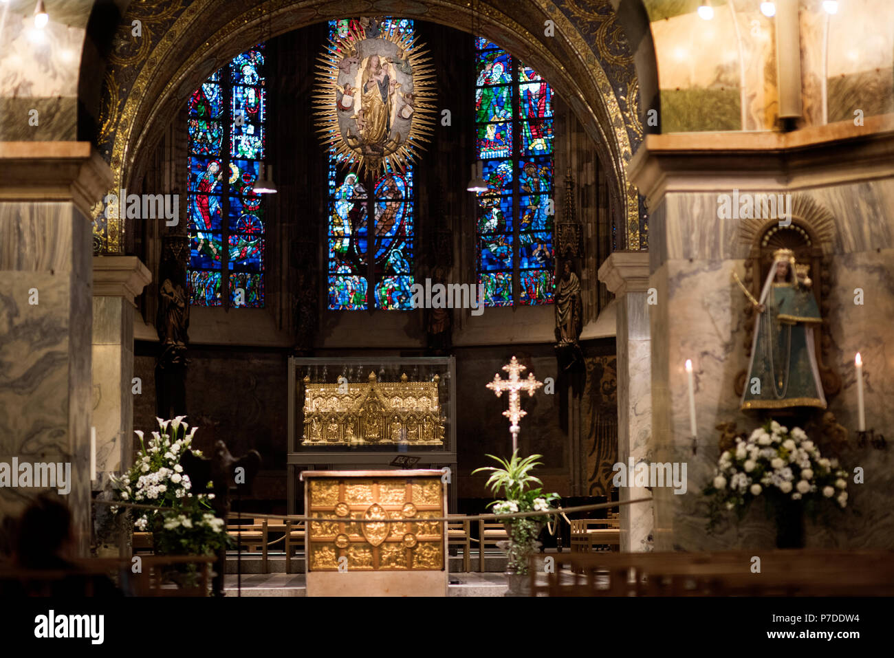 Aachener Dom, Aachen Deutschland Juni 2018 Der karlsschrein im Aachener Dom in Aachen wurde auf Befehl von Friedrich II., Kaiser des Heiligen Römischen Stockfoto