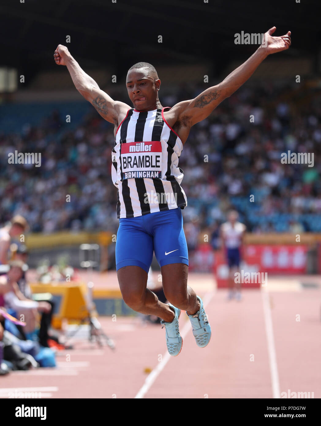 Großbritanniens Dan Dornbusch konkurriert in der Männer Weitsprung Finale bei Tag zwei Der Muller britischen Leichtathletik Meisterschaften an Alexander Stadium, Birmingham. Stockfoto