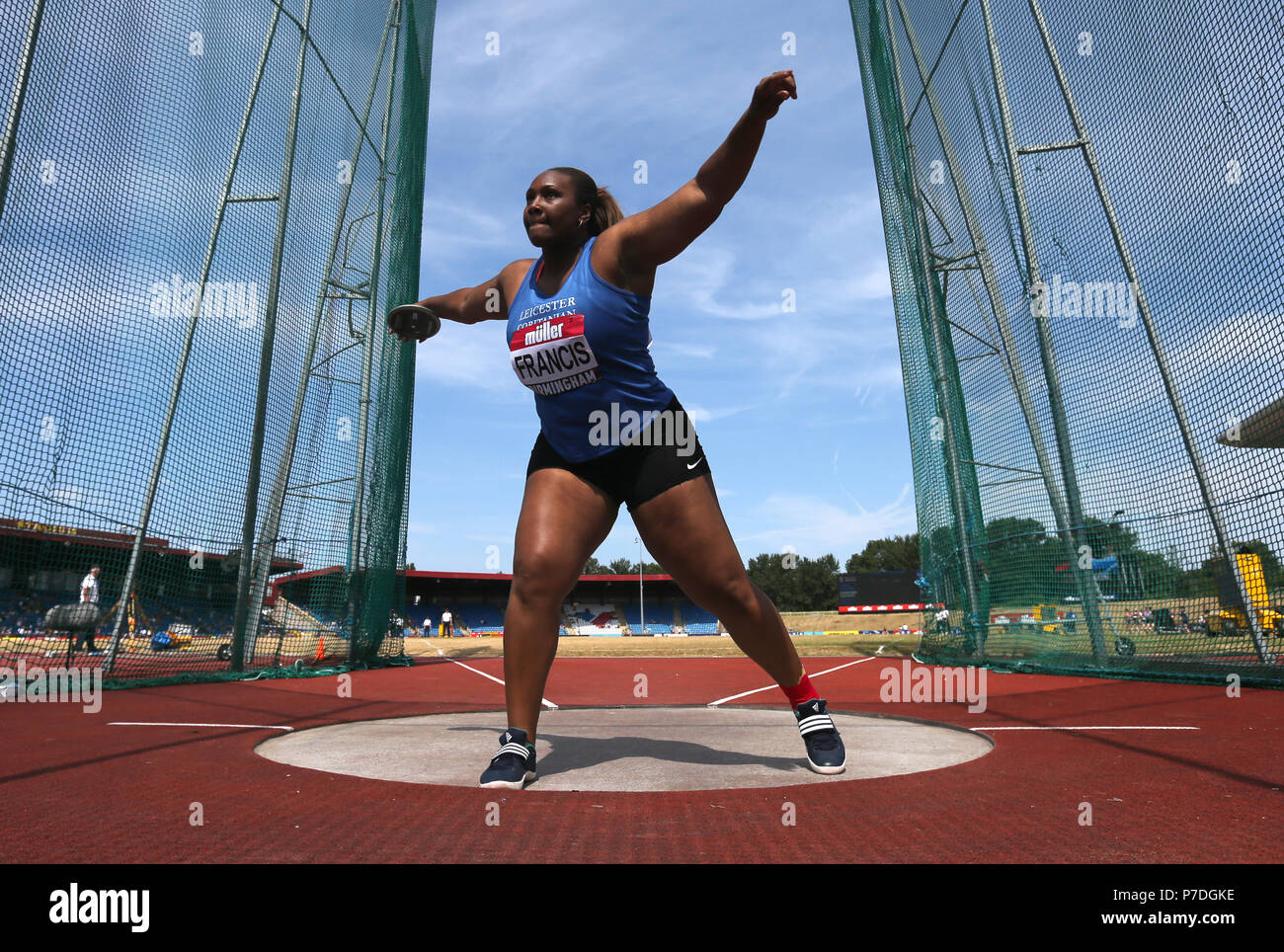 Großbritanniens Eden Francis konkurriert in der Dicsus bei Tag zwei Der Muller britischen Leichtathletik EM Throw an Alexander Stadium, Birmingham. Stockfoto