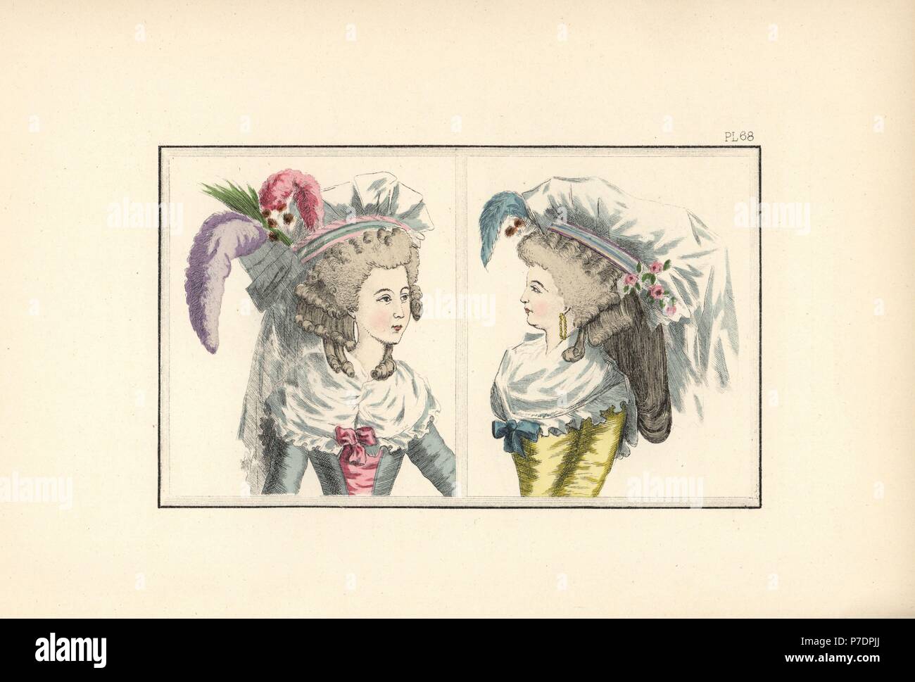 Frau in einer Gaze pouf Hut mit Bänder und Federn verziert, und Frau in einer Gaze pouf Hut mit künstlichen Rosen und Federn verziert. Sowohl in Frisuren Ringellocken von M.Depain der rue du Theater-Francais. Papierkörbe Lithographie von Moden und Gebräuche der Marie Antoinette und ihre Zeiten, die von Le Comte de Reiset, Paris, 1885. Das Journal der Madame Eloffe, Schneiderin und Bettwäsche - Kaufmann der Königin und Damen des Hofes. Stockfoto