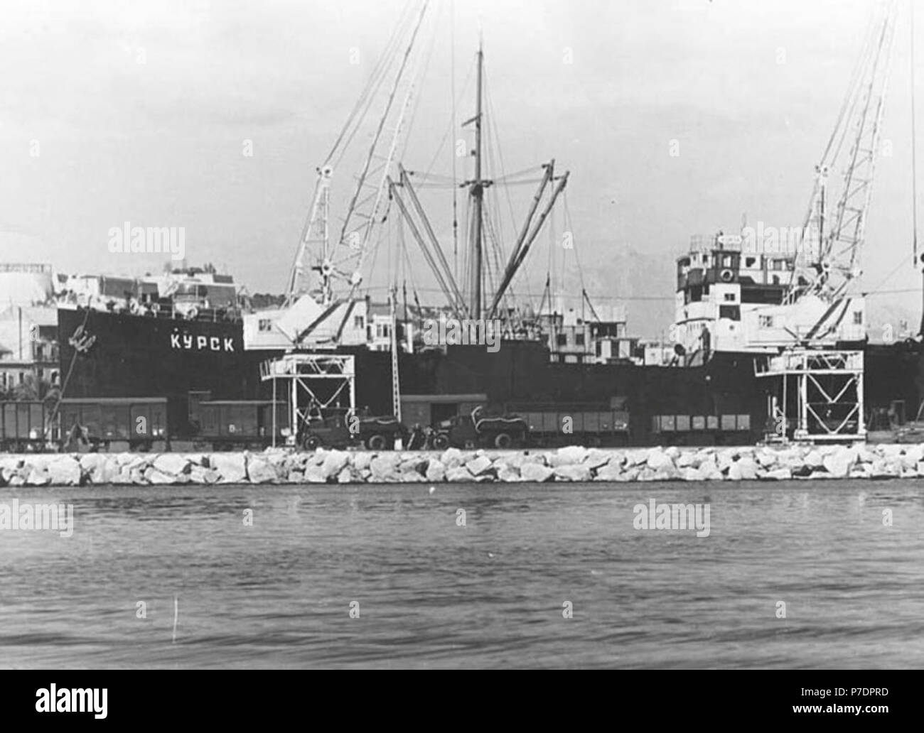 19361228 sowjetische Schiff spanischen Hafen Alicante militärischen Nachschub spanischen Republik. Stockfoto