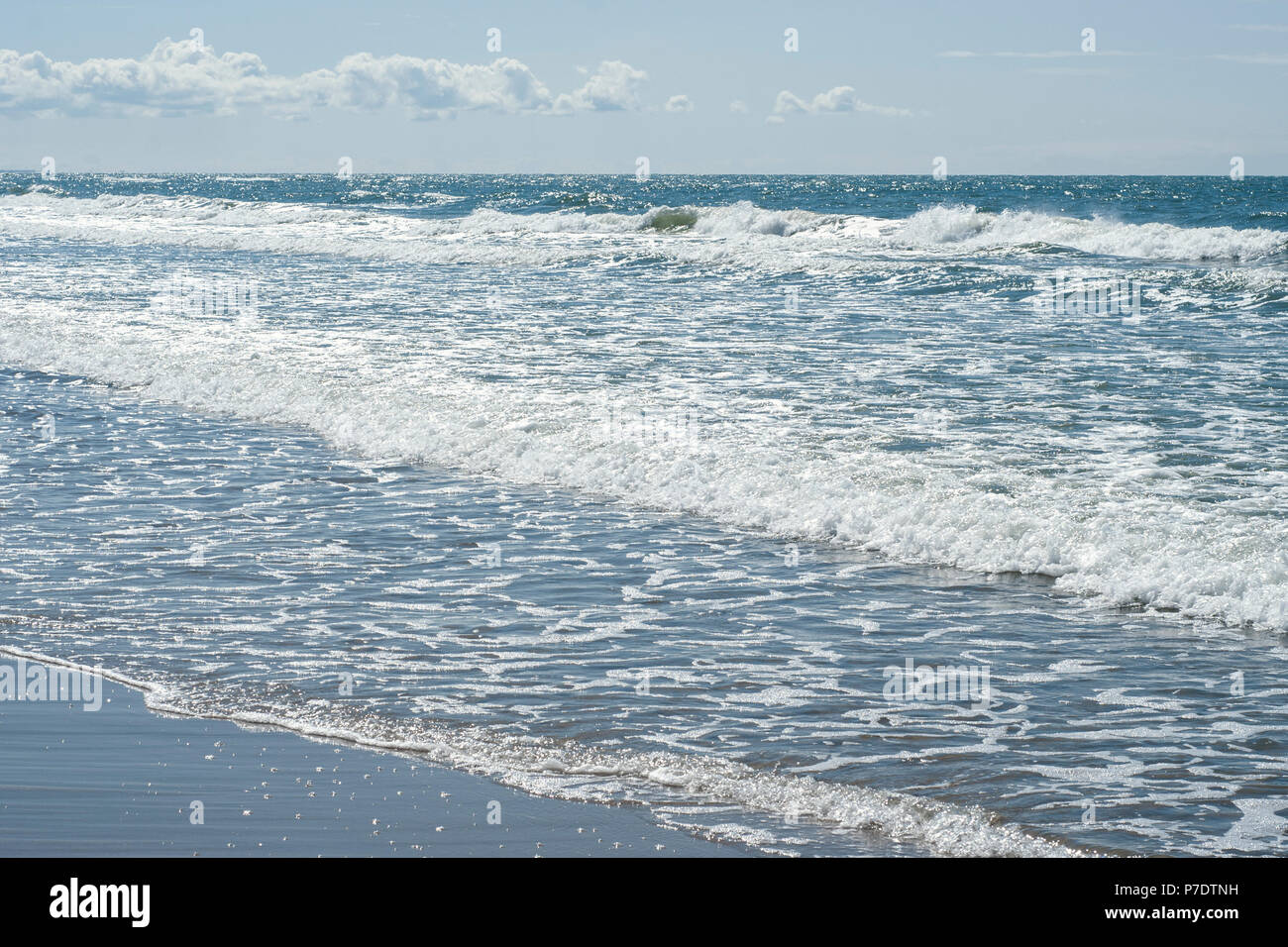 Ostsee mit Wellen Stockfoto