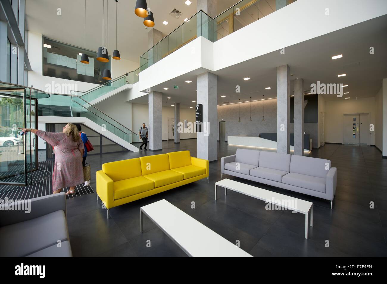 Moderne Kommerzielle Office Interiors Stockfoto Bild