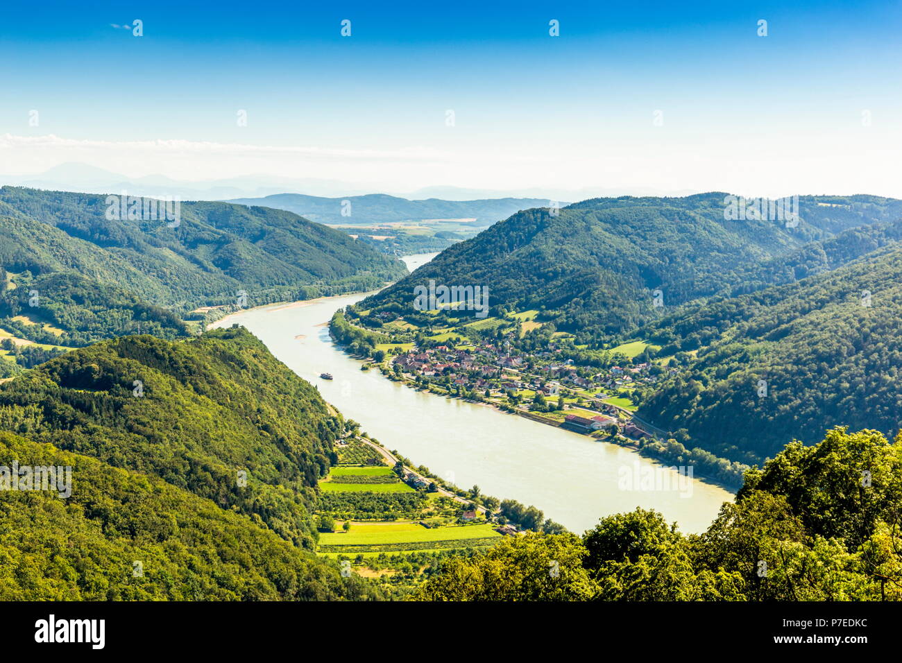 Landschaft der Wachau, Donau, Österreich. Stockfoto