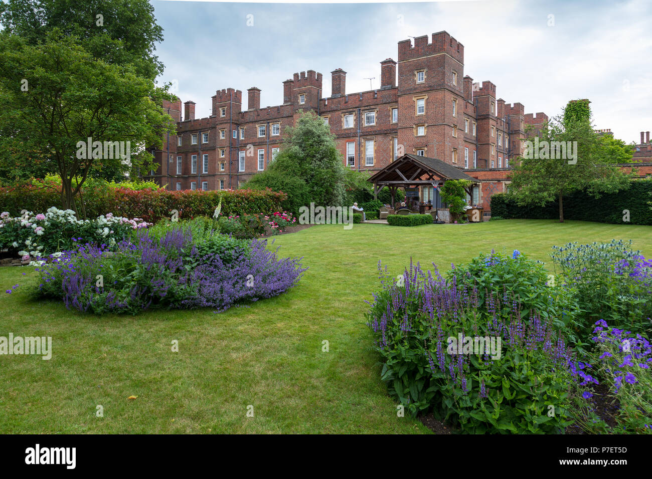 Eton, UK-1st Januar 2000: Blick auf einen Teil der berühmten Eton College. Stockfoto