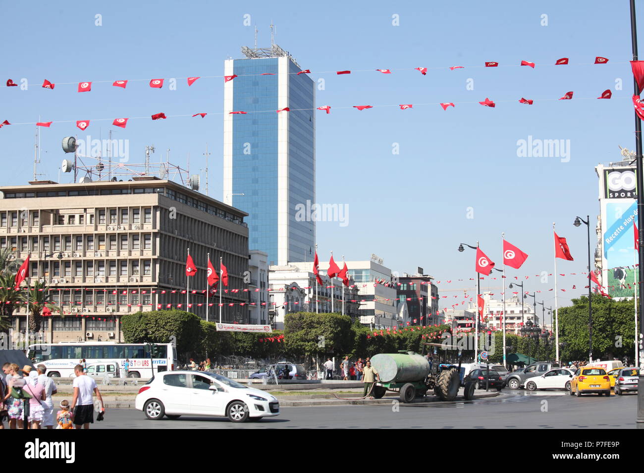 Avenue Habib Bourguiba, nachdem der Präsident von Tunesien Habib Bourguiba, ehemaliger französischer Anwalt, der das Land seit 1957 und gestorben 2000 genannt Stockfoto