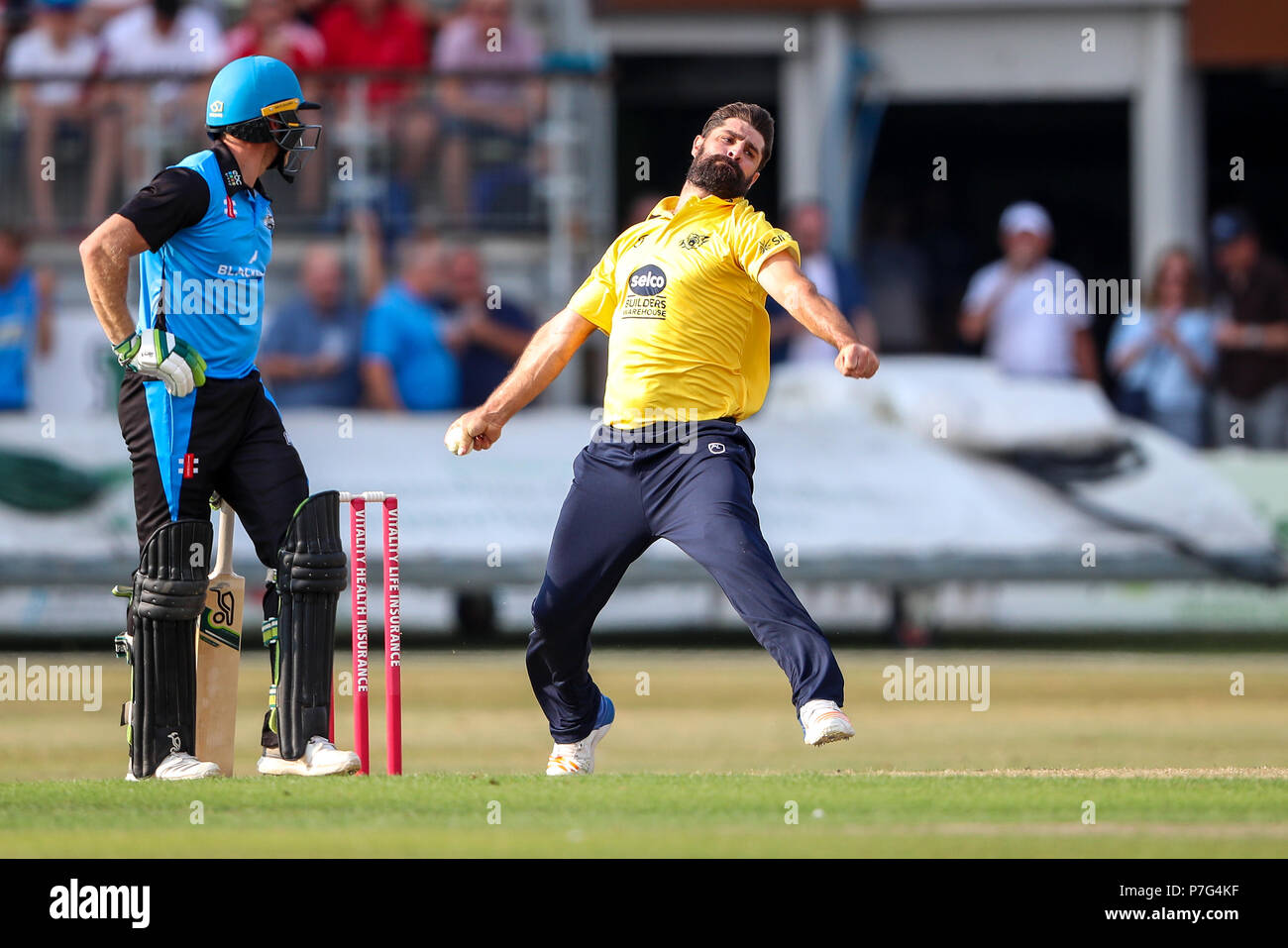 Blackfinch neue Straße, Worcester, Großbritannien. 6. Juli, 2018. Vitalität Blast Cricket, Worcestershire Rapids gegen Birmingham trägt; Colin Grandhomme des Birmingham Bären schalen Credit: Aktion plus Sport/Alamy leben Nachrichten Stockfoto