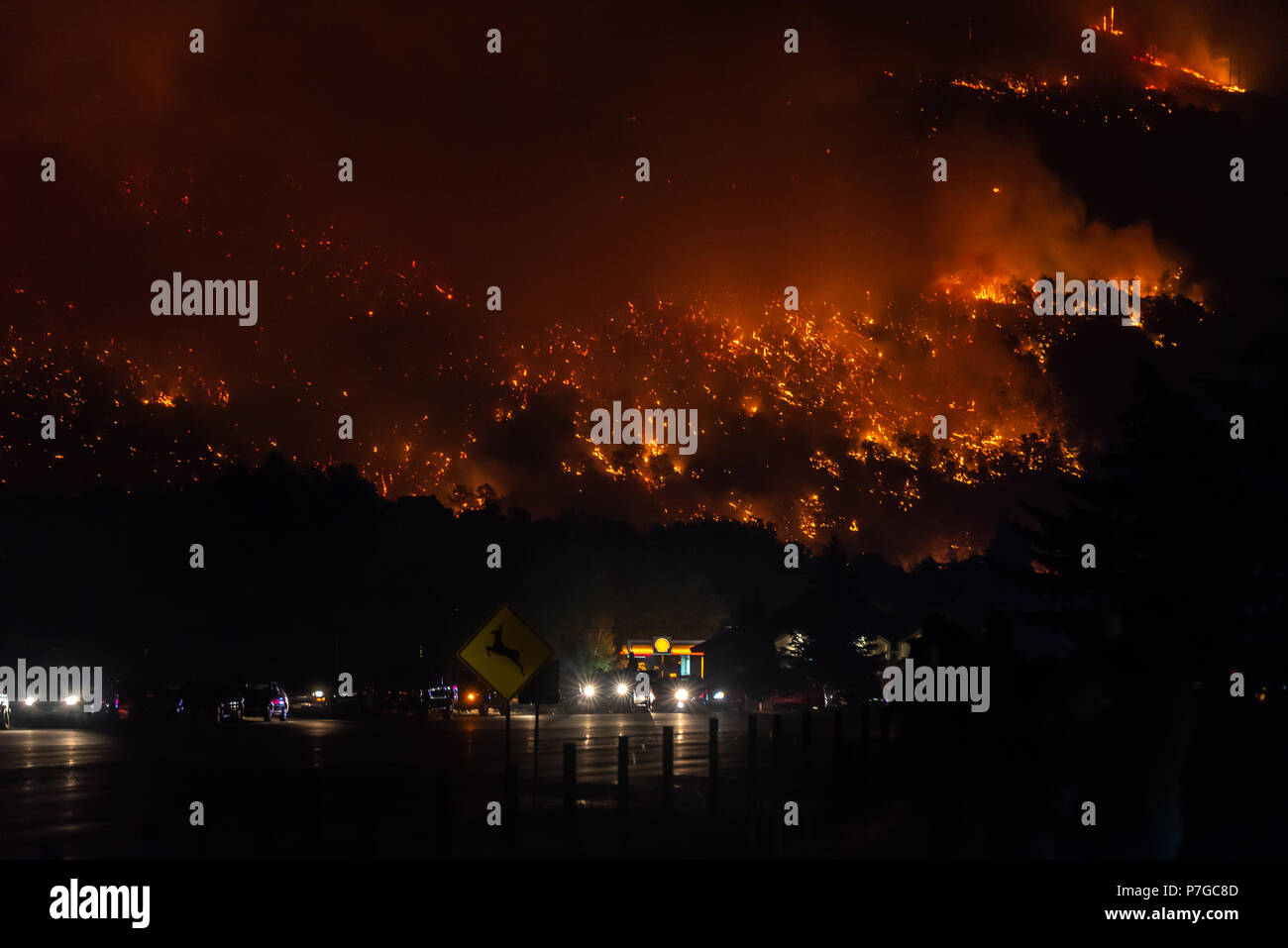 See Christine Brand in Brennen über 5000 Hektar in Colorado Stockfoto