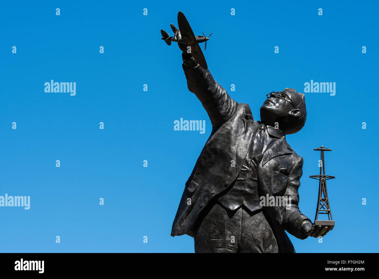 Statue von Sir Robert Alexander Watson-Watt Pionier der Radar, Brechin, Angus, Schottland. Stockfoto