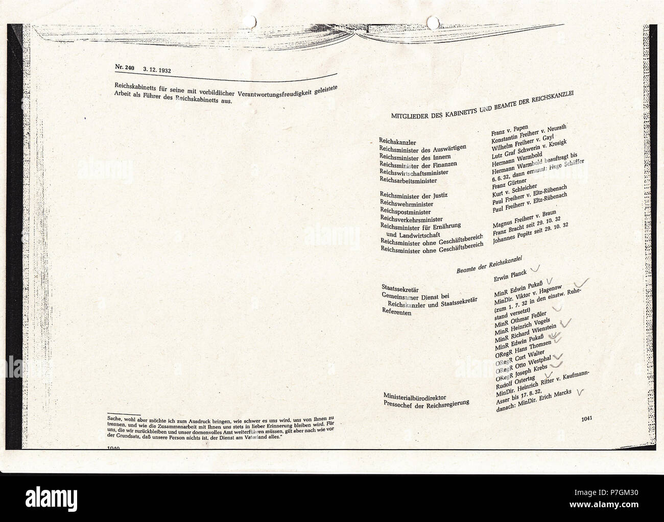 Liste der Minister und Top-Mitarbeiter der Regierung von Franz von Papen im Jahr 1932. 1932 300 PapKabin Stockfoto