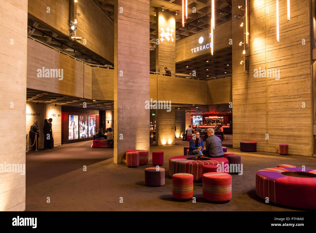 Innenraum des National Theatre, London, UK Stockfoto