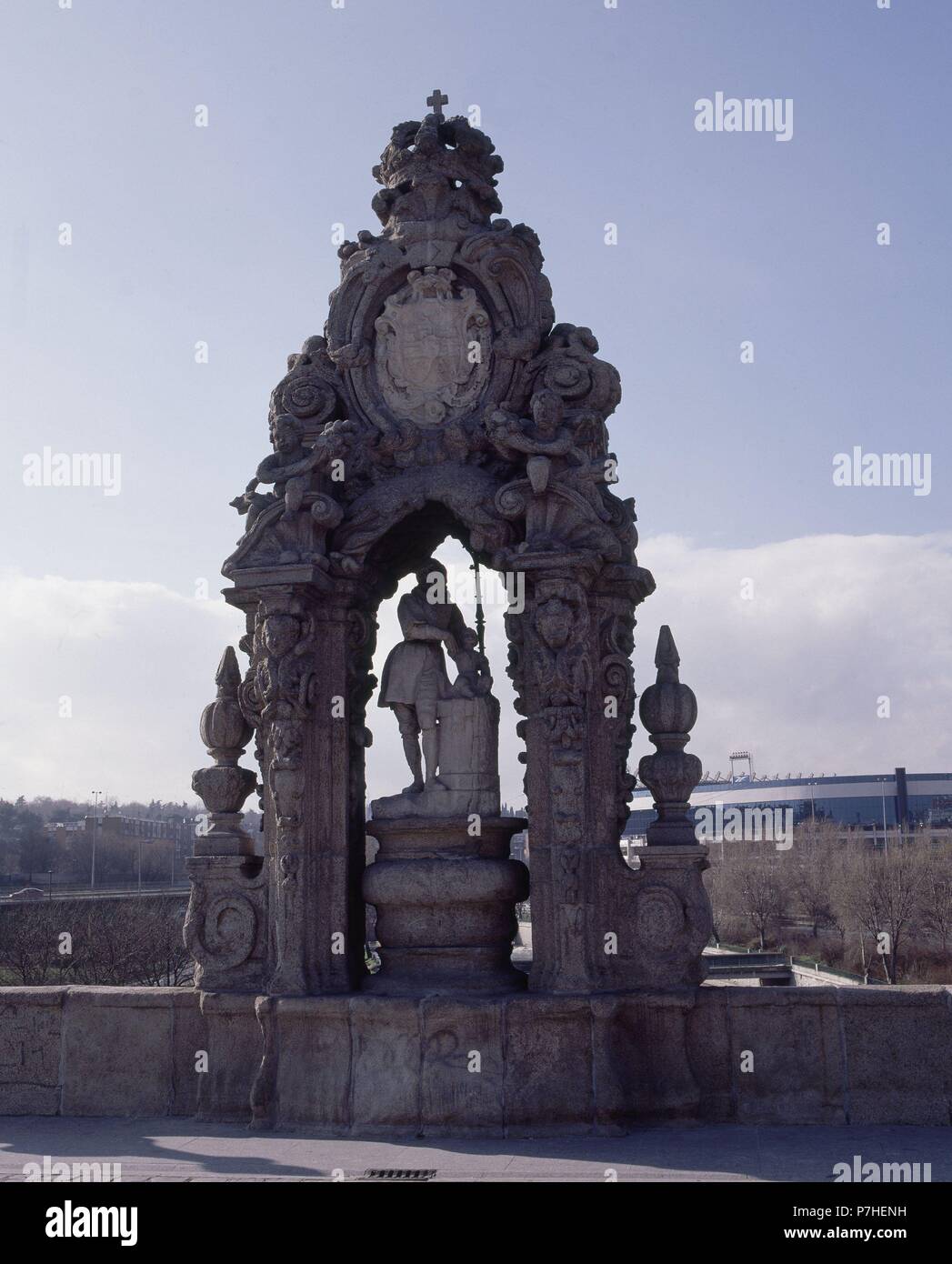 HORNACINA DEDICADA A SAN ISIDRO - S XVIII - JUAN RON AUTOR DE LA ESCULTURA. Autor: Pedro de Ribera (1683-1742). Ort: Puente de Toledo. Stockfoto