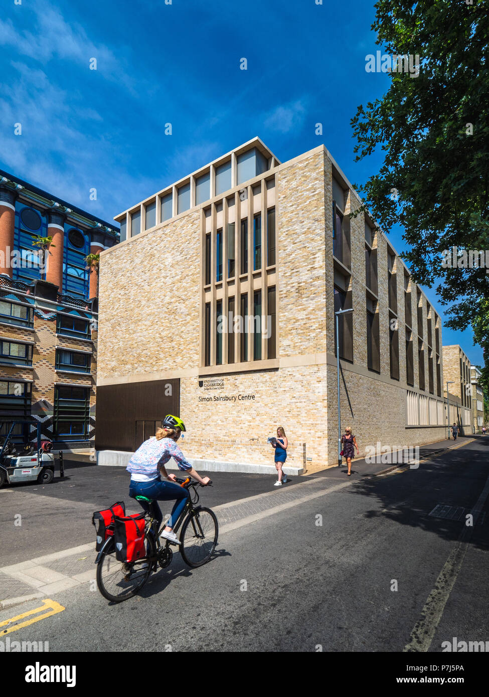 Simon Sainsbury Center, Teil der Judge Business School, Universität Cambridge. Der 2018 eröffnete Architekt Stanton Williams. RIBA National Award. Stockfoto