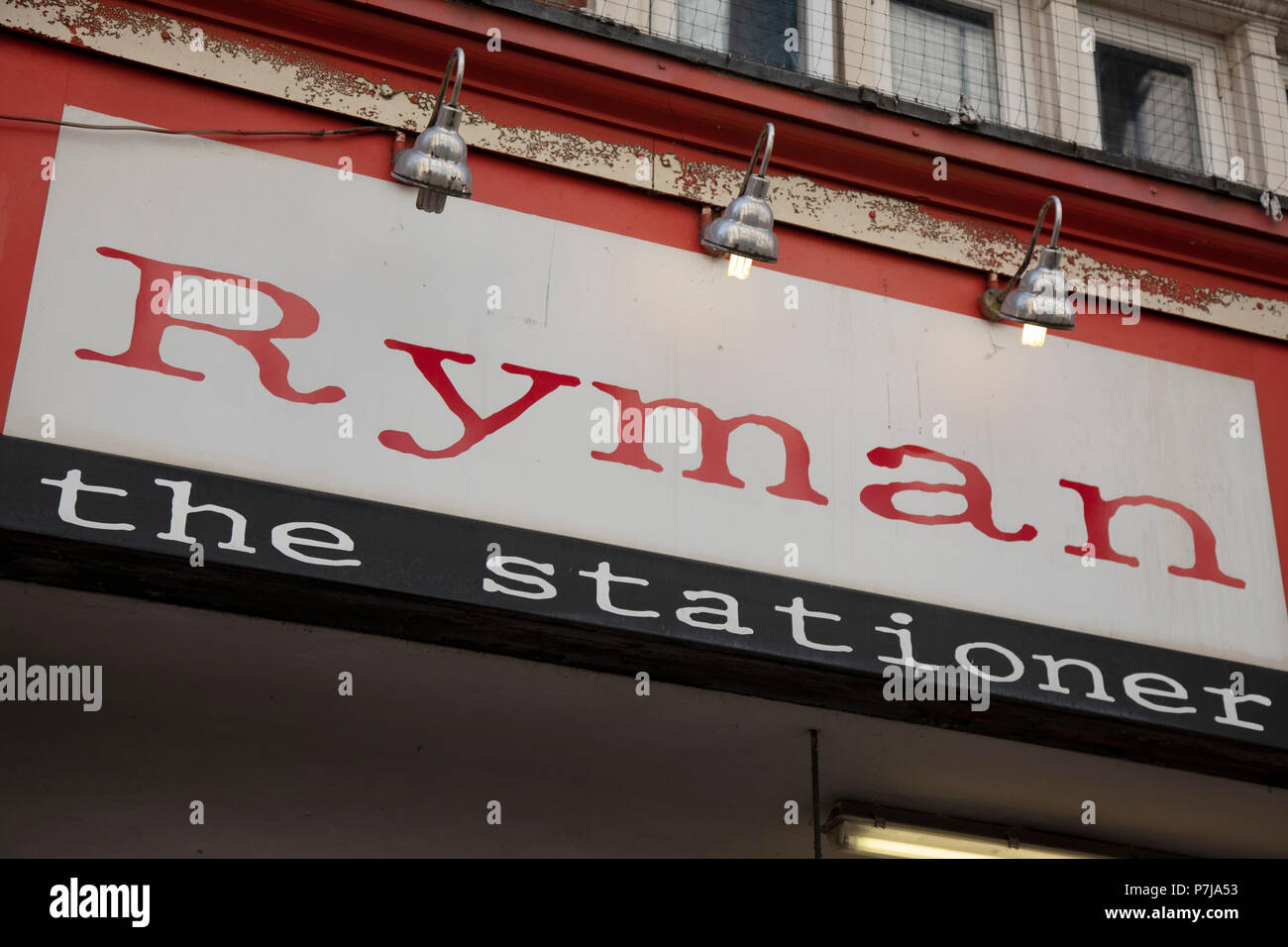 Zeichen für die stationäre Marke Ryman in Birmingham, Vereinigtes Königreich. Stockfoto