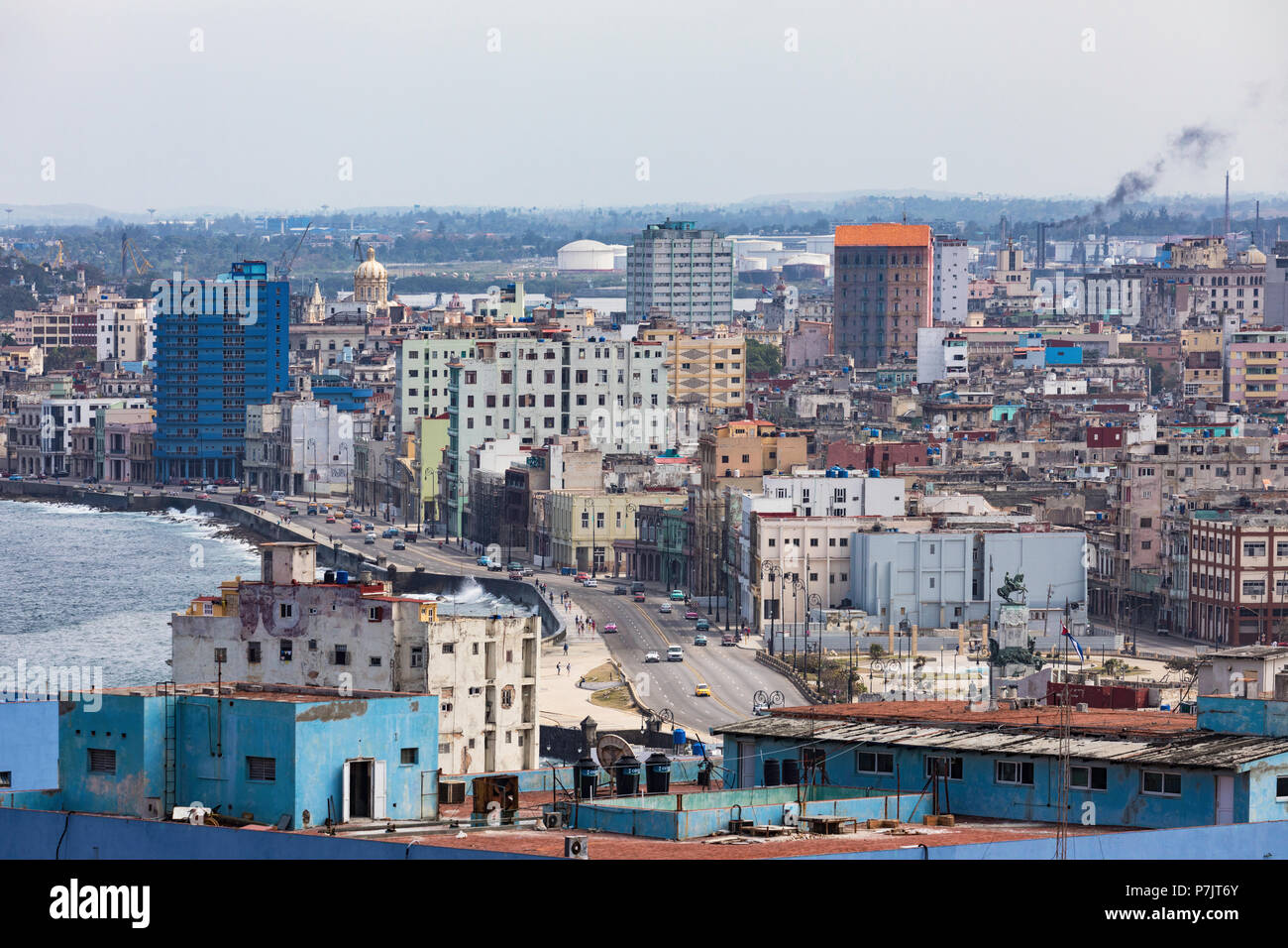 Stadtbild Blick nach Osten der Stadt Havanna, vom Dach des Hotel Nacional in Vedado, Kuba genommen. Stockfoto