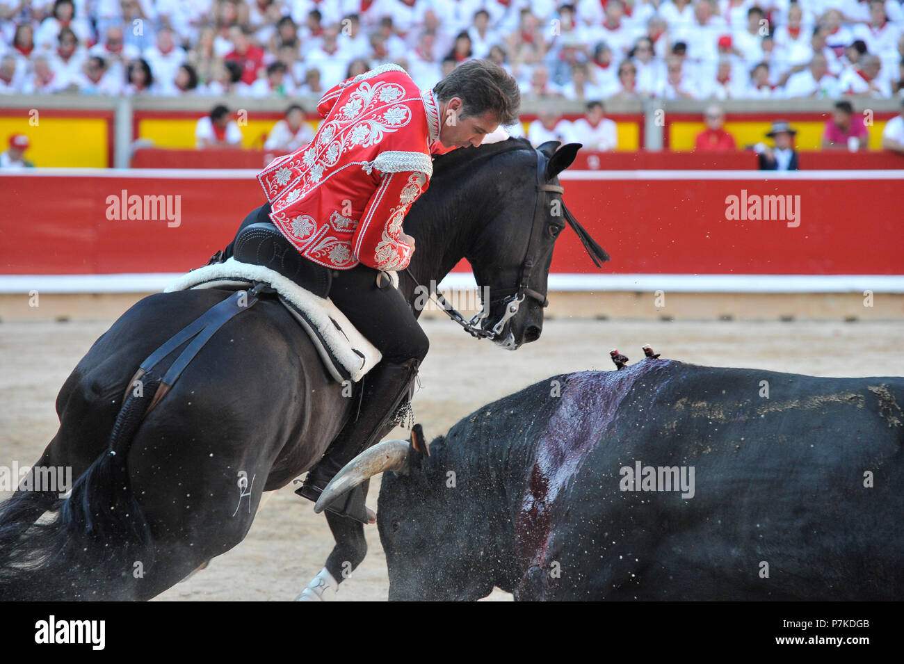 Pamplona, Spanien. 7. Juli 2018. Stierkämpfer Pablo Hermoso de Mendoza bei einem Stierkampf zu Pferde im San Fermin Fiestas in Pamplona, Spanien, 6. Juli 2018. Primera corrida de rejoneo en las Fiestas de San Fermín Credit: CORDON PRESSE/Alamy leben Nachrichten Stockfoto