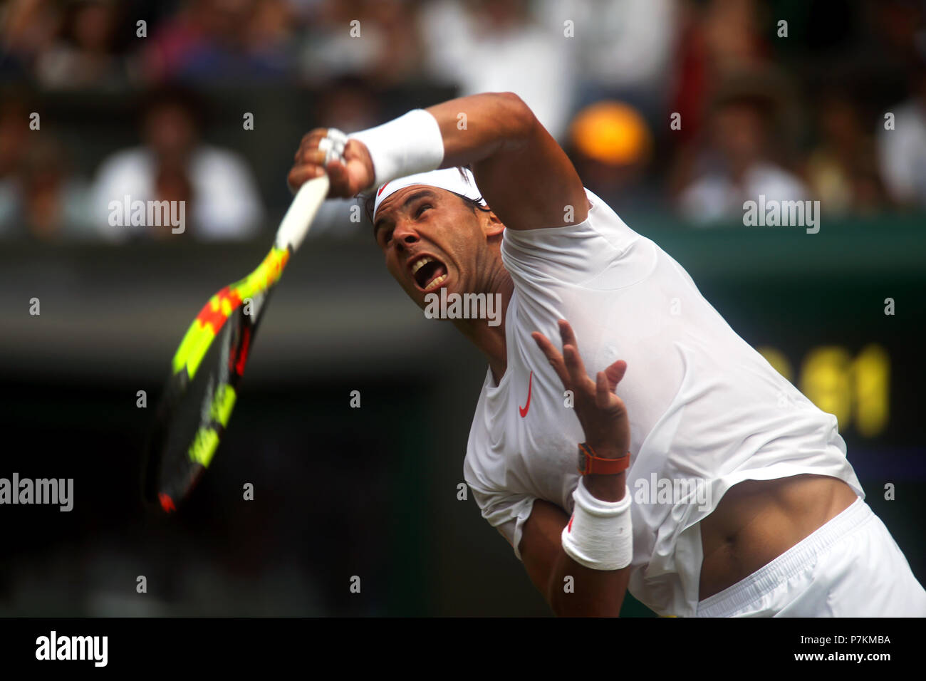 London, Großbritannien. 7. Juli 2018. Wimbledon Tennis: Der Spanier Rafael Nadal, Alex De Minaur von Australien während der dritten Runde von Wimbledon heute. Quelle: Adam Stoltman/Alamy leben Nachrichten Stockfoto