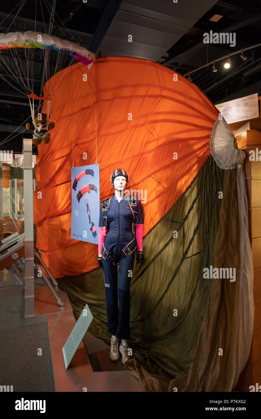 Dayton, Ohio - Der Fallschirm Museum im Dayton Aviation Heritage National Historical Park. Der Park umfasst sechs Seiten mit Bezug auf die Erfindung der Stockfoto