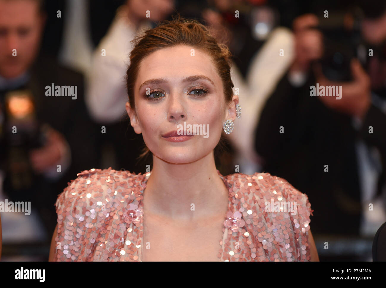 Mai 20, 2017 - Cannes, Frankreich: Elizabeth Olsen nimmt am "Hauptplatz" Premiere während des 70. Filmfestival in Cannes. Elizabeth Olsen lors du 70eme Festival de Cannes. *** Frankreich/KEINE VERKÄUFE IN DEN FRANZÖSISCHEN MEDIEN *** Stockfoto