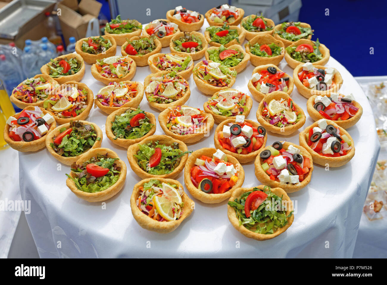 Pflanzliche Kanapees Kuchen Essen bei Party Stockfoto