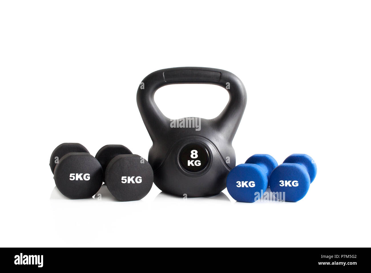 Blau und Schwarz Fitnessstudio Geräte auf einem weißen Hintergrund. Stockfoto
