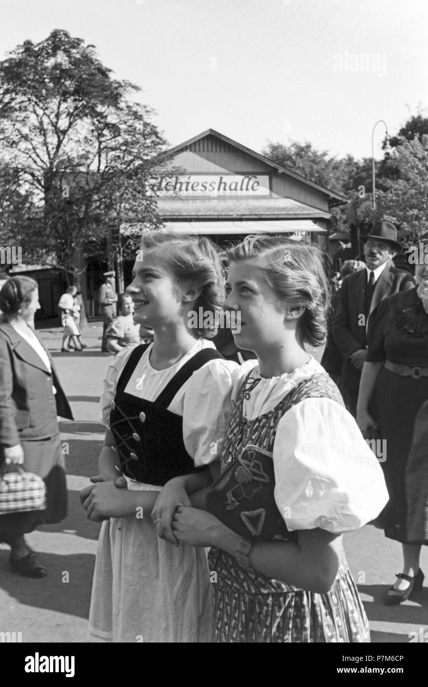 Ein Ausflug in den Vergnügungspark von Wien (Wiener Prater), Deutschland 1930 Stockfoto