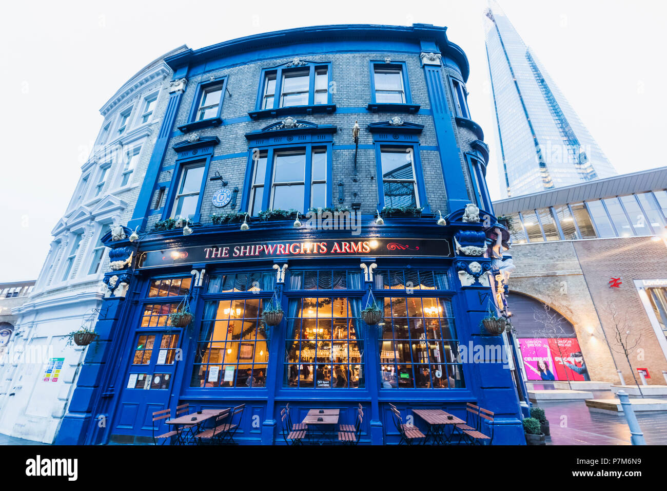 England, London, Southwark, London Bridge City, den Schiffsbauern Arms Pub Stockfoto