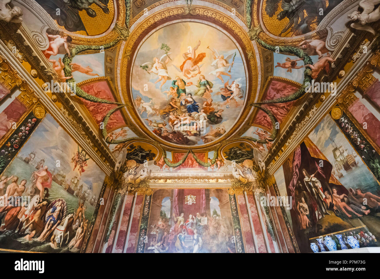 England, Middlesex, London, Kingston-upon-Thames, Hampton Court Palace, William III Appartements des Königs Salon Stockfoto