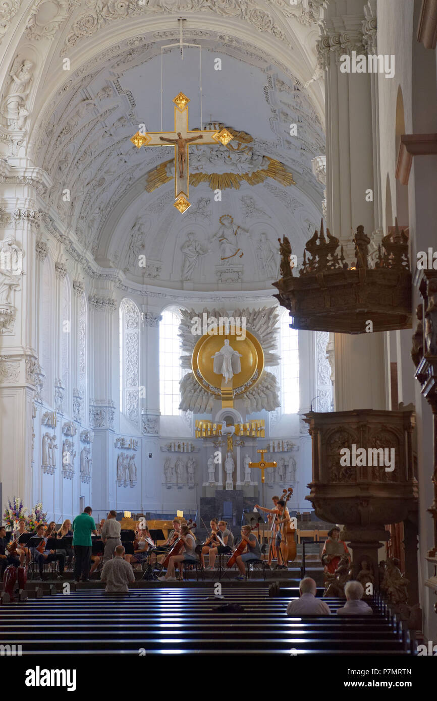 Deutschland, Bayern, Oberfranken Region, Würzburg, romanische St. Kilian Stockfoto