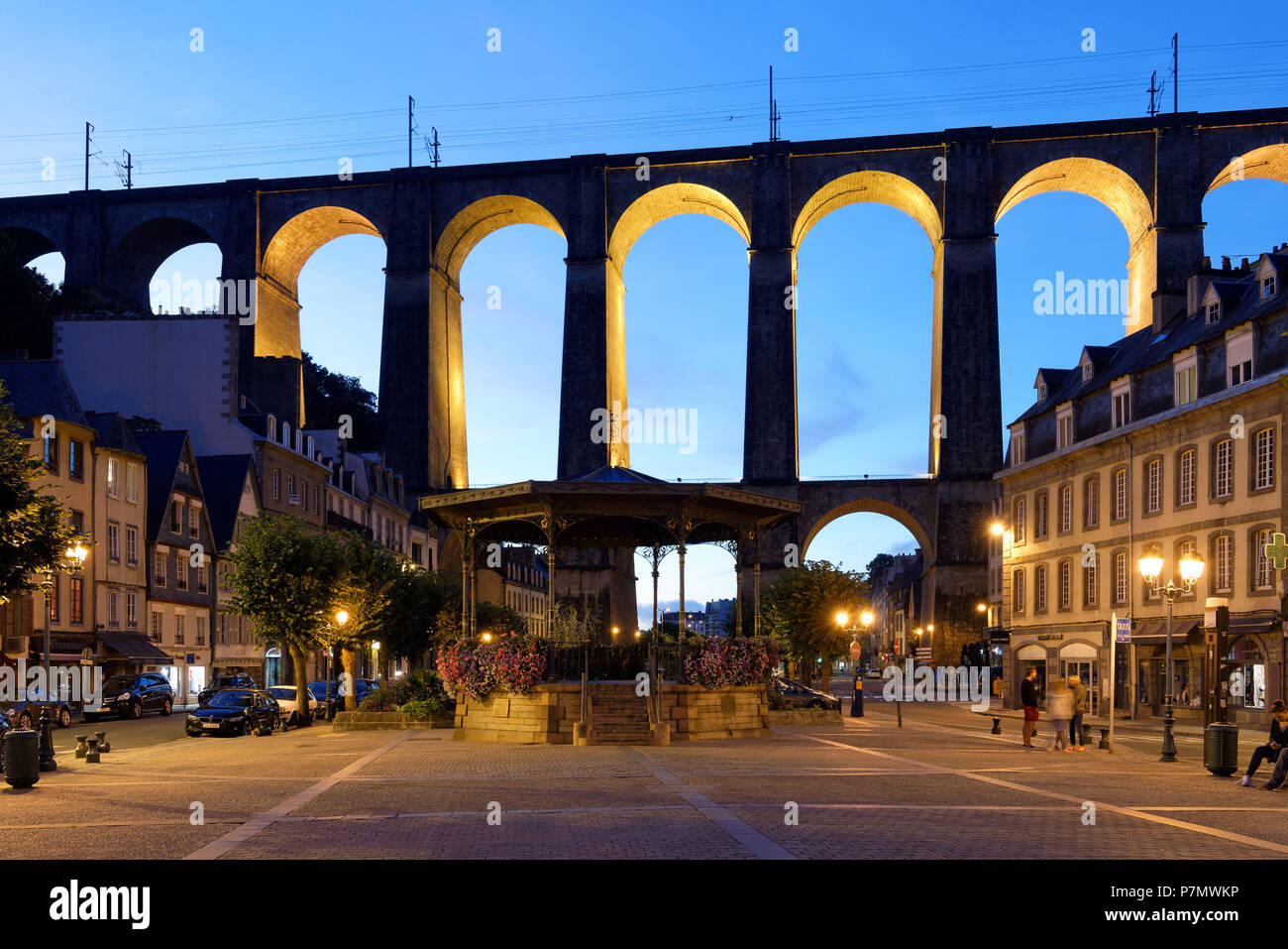 Frankreich, Finistere, Morlaix, Rue des Otages, Viadukt Stockfoto